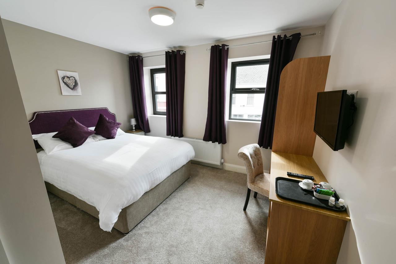 The Butterbean Accomodation Карндона Екстериор снимка